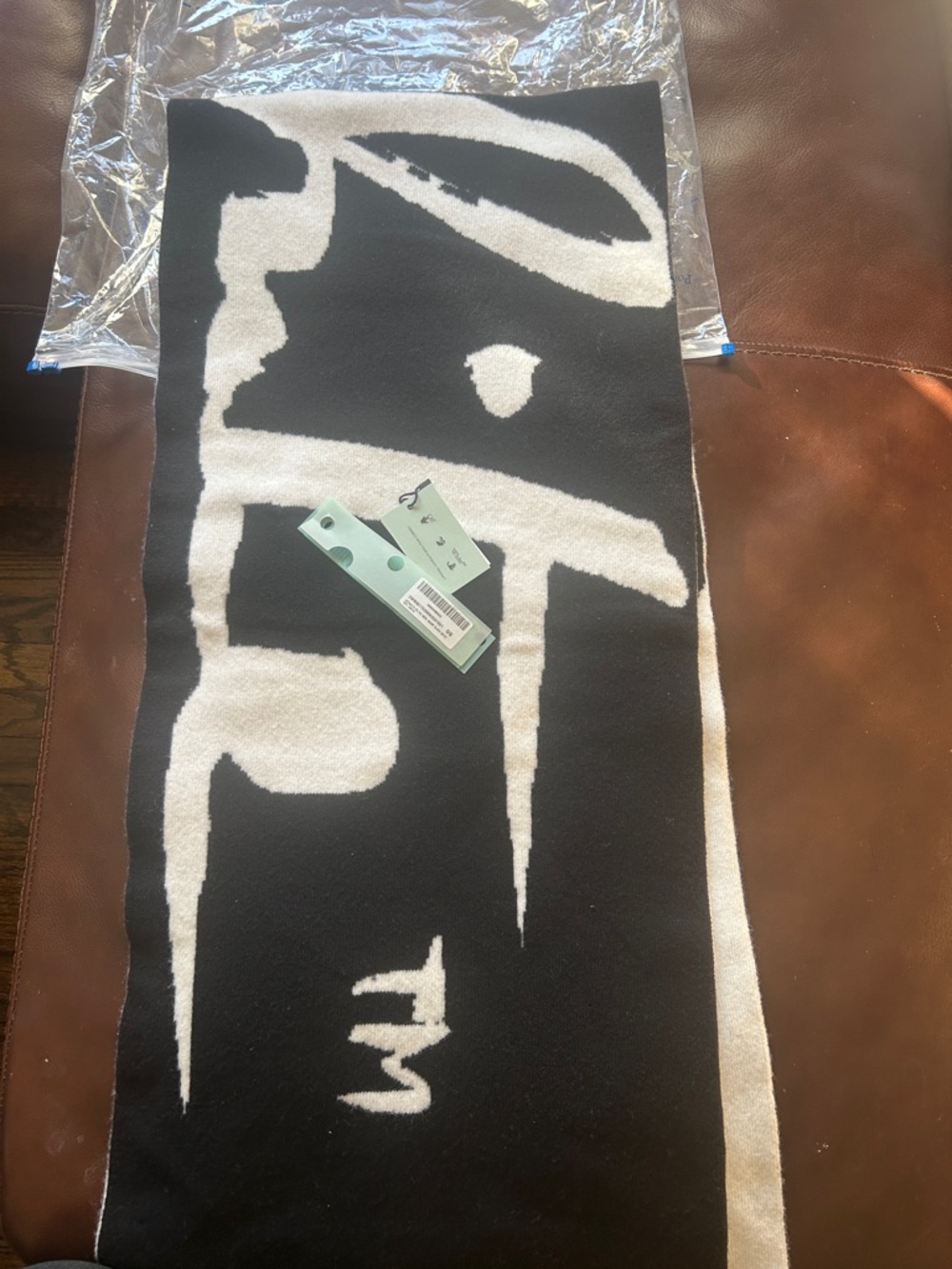 Off-White Black and White Graphic Logo Scarf